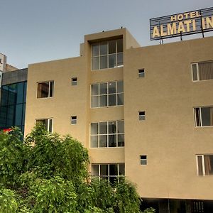 Hotel Almati Inn - Near Delhi Airport